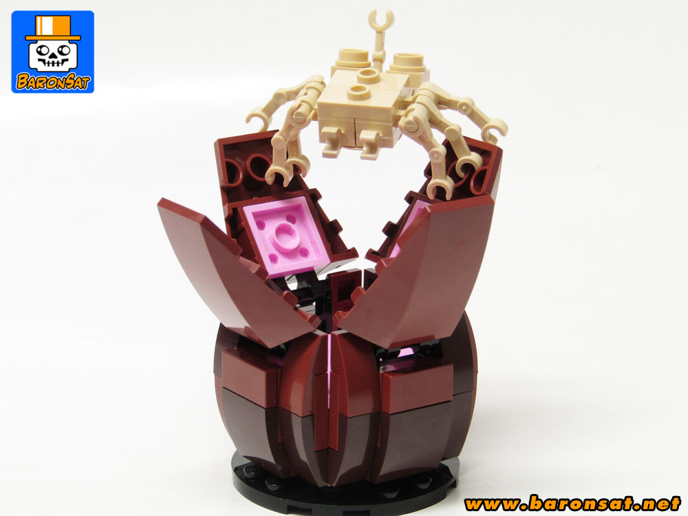 Lego-moc-Facehugger-Egg-Brickheadz