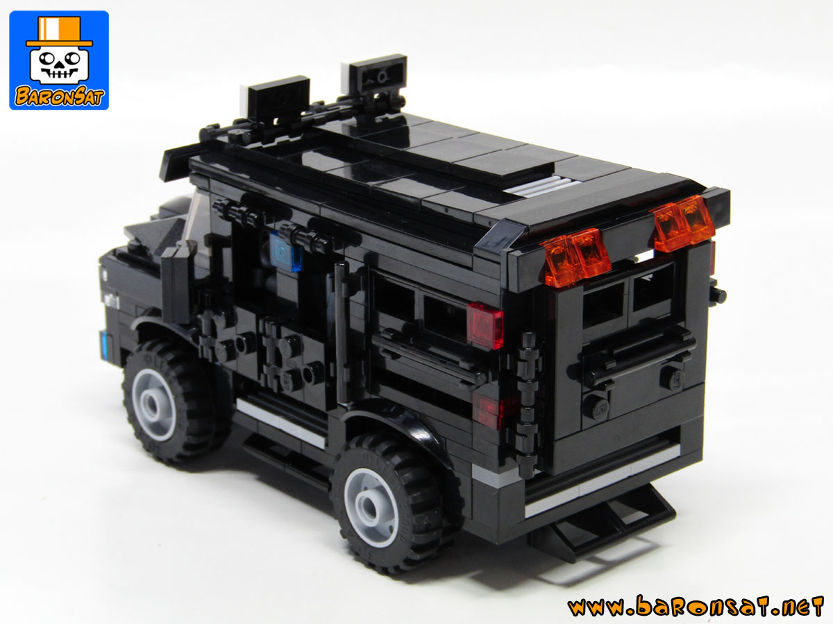 Lego moc Swat Truck Back
