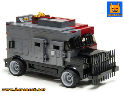 Lego moc Two Face Armored Truck Spears