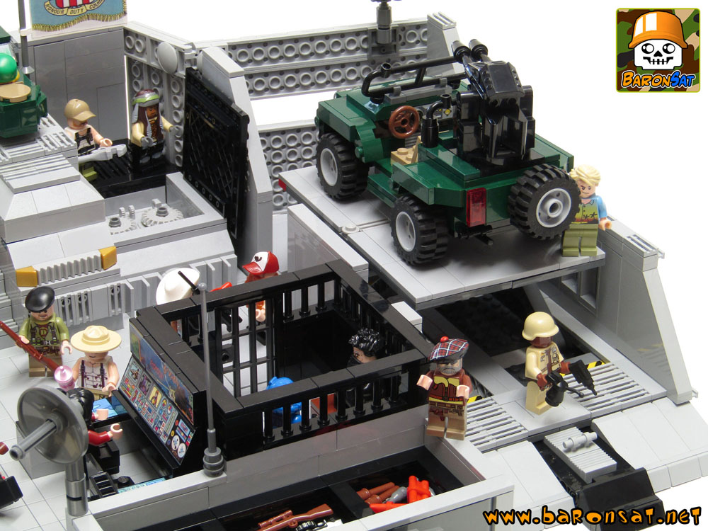 Lego moc GI Joe Command Center Custom Model Vehicles Lift Close-up