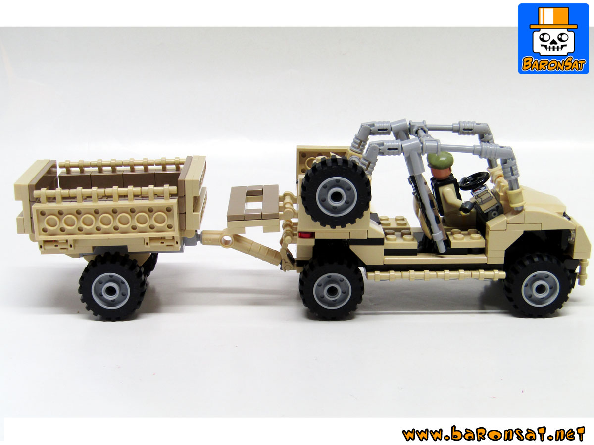 Lego moc Polaris tactical off-road vehicle side View