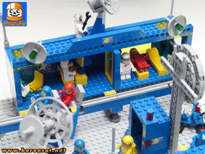 Beta 1 Command center 493 Space Command Center lego