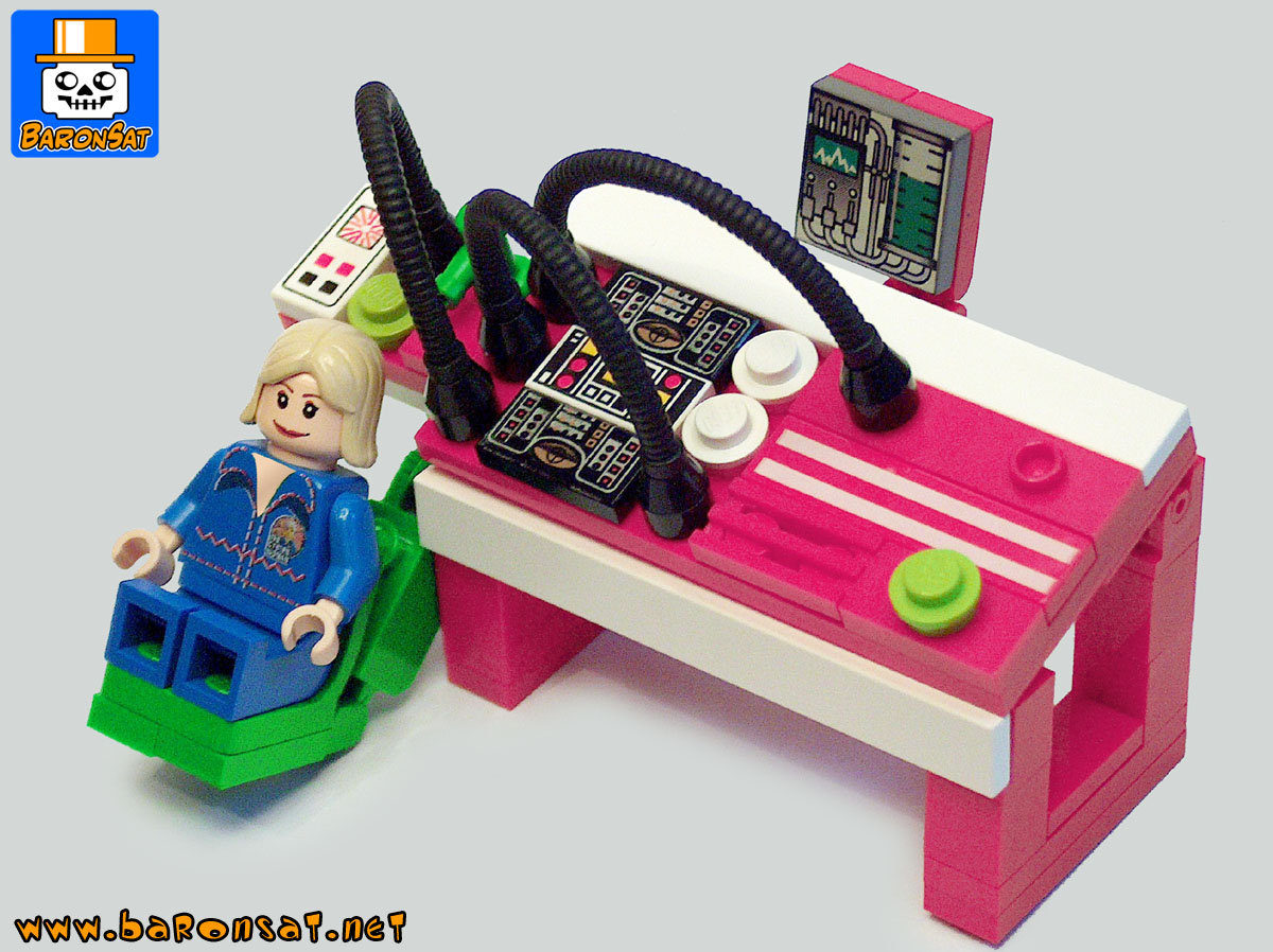 Lego moc Bionic Woman Beauty Salon in Pink