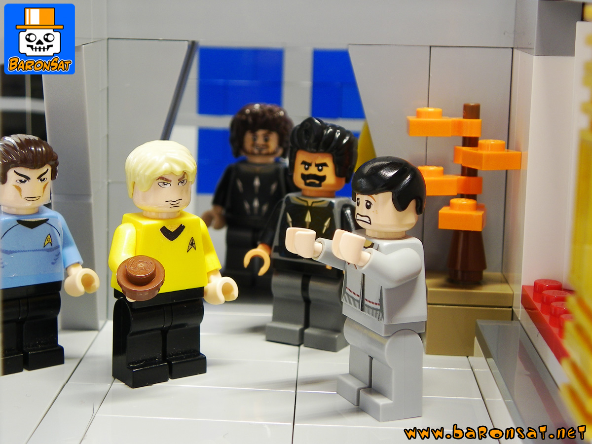 Lego moc K-7 Space Station Star Trek TOS custom model Office Klingon Spy